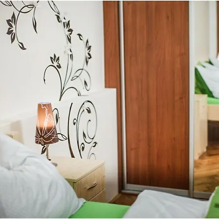 Mosl590 Comfortable Holiday *
