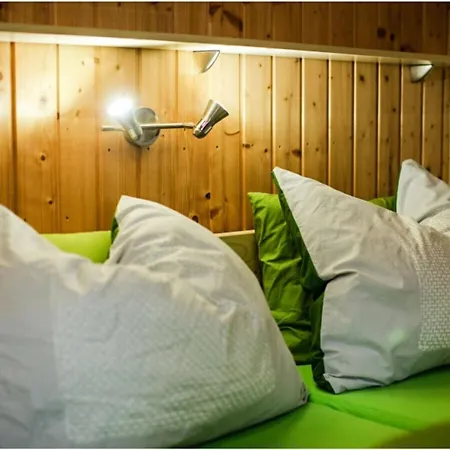 Mosl590 Comfortable Holiday
